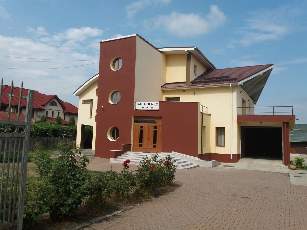 Pensiunea Casa Benko Bacău Buitenkant foto