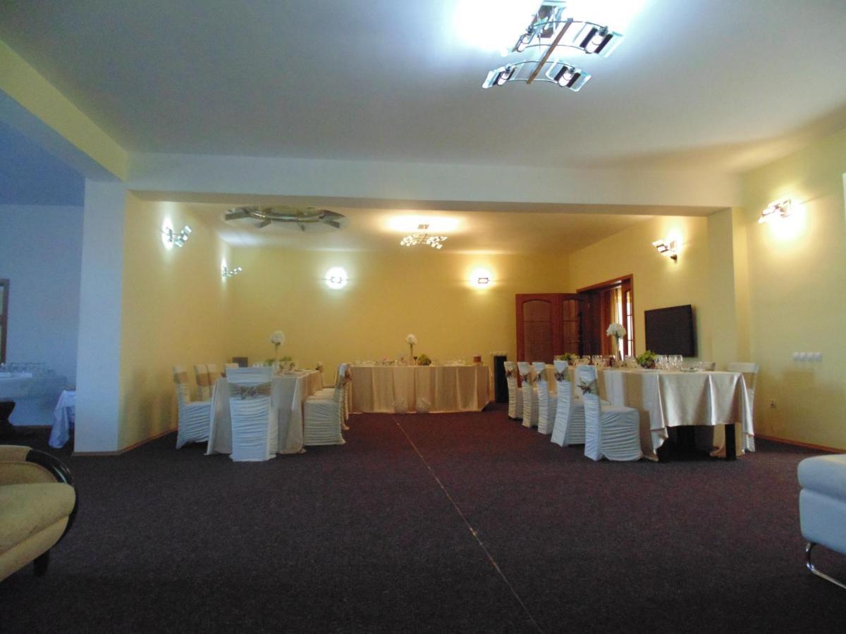 Pensiunea Casa Benko Bacău Buitenkant foto